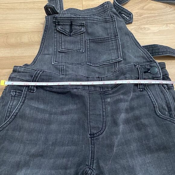 Free people dark gray wash overalls size small - Picture 7 of 8